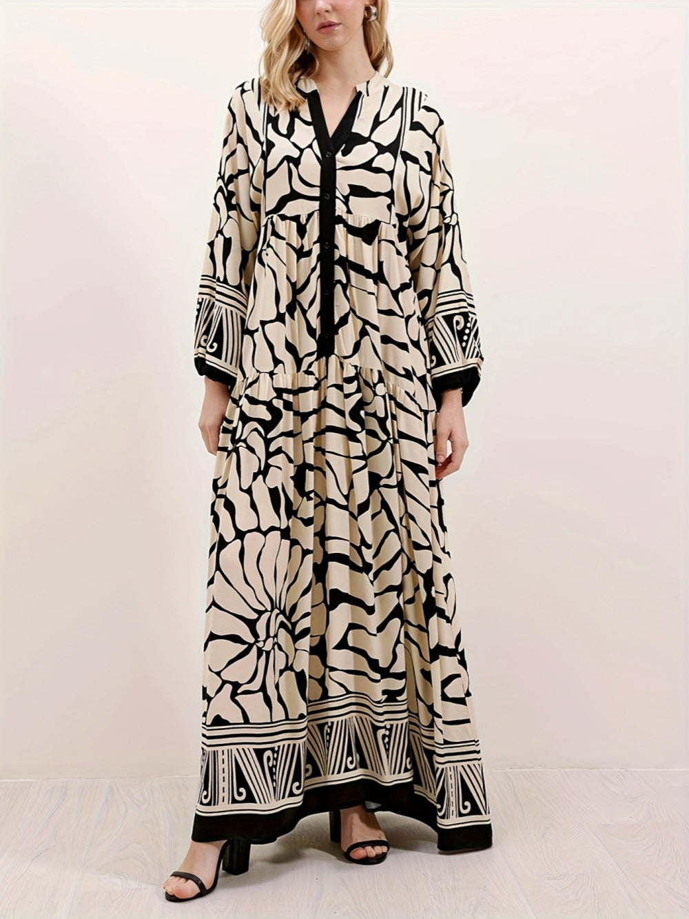 Serena - Stylish Monochrome Dress