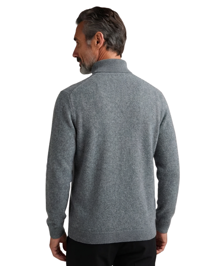 Elegant cashmere turtleneck sweater