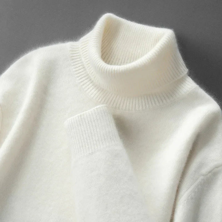 Elegant cashmere turtleneck sweater