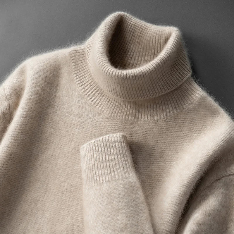 Elegant cashmere turtleneck sweater